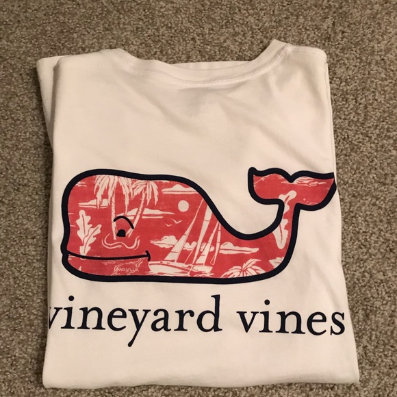 Vineyard Vines Other - Vineyard Vines summer tee size small